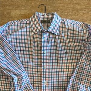 Men's XL Southern Pointe Button Up Shirt. Excellent Condition.